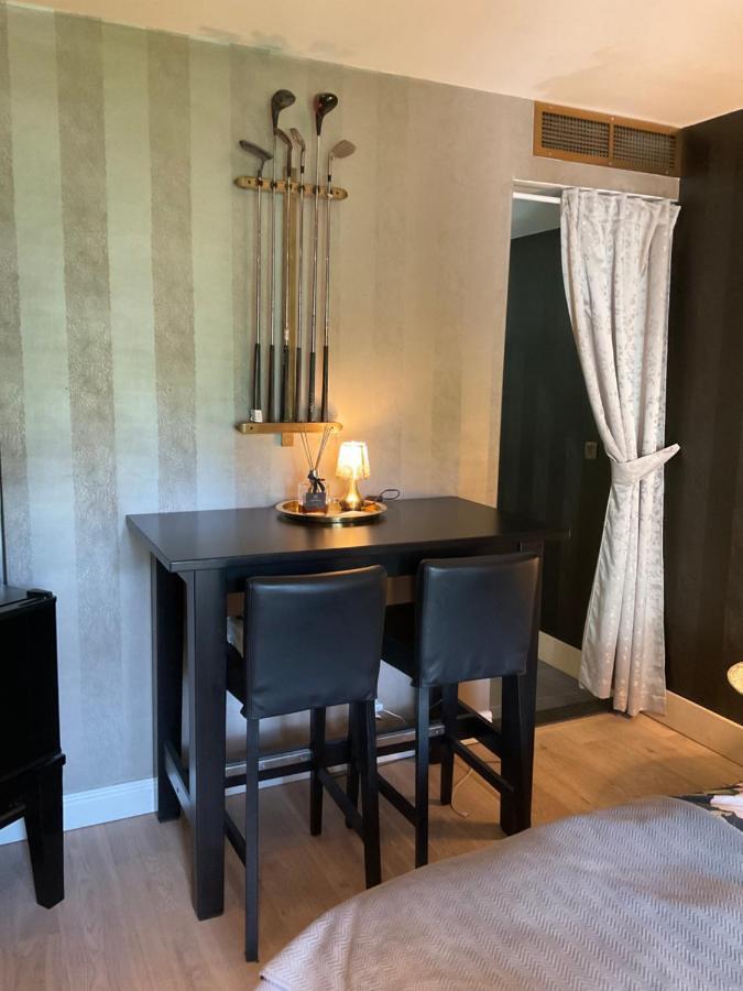 La Chambre Du Chateau De Bernalmont Liège Kültér fotó